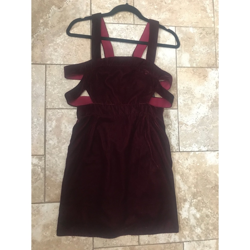 NWT M F21 WINE VELVET STRAPPY MINI DRESS